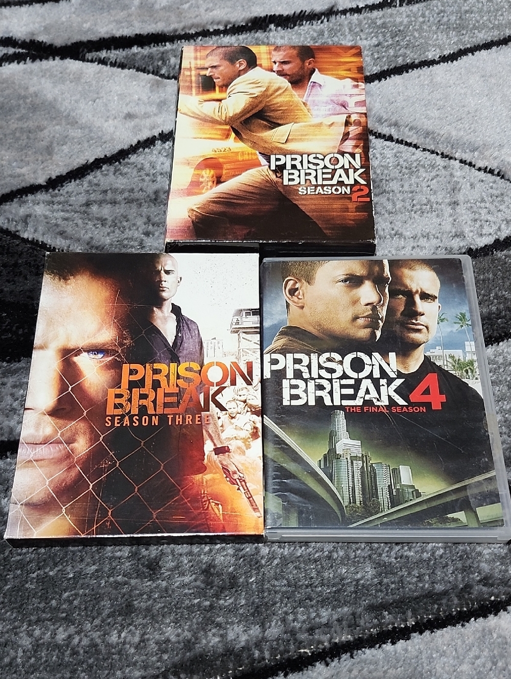 PRISON BREAK 2-3-4 BOX SET DVD BUNDLE CRIME-DRAMA-ACTION-THRILLER-SUSPENSE